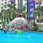 One Life Four Season Guest House Manhattan Waterpark