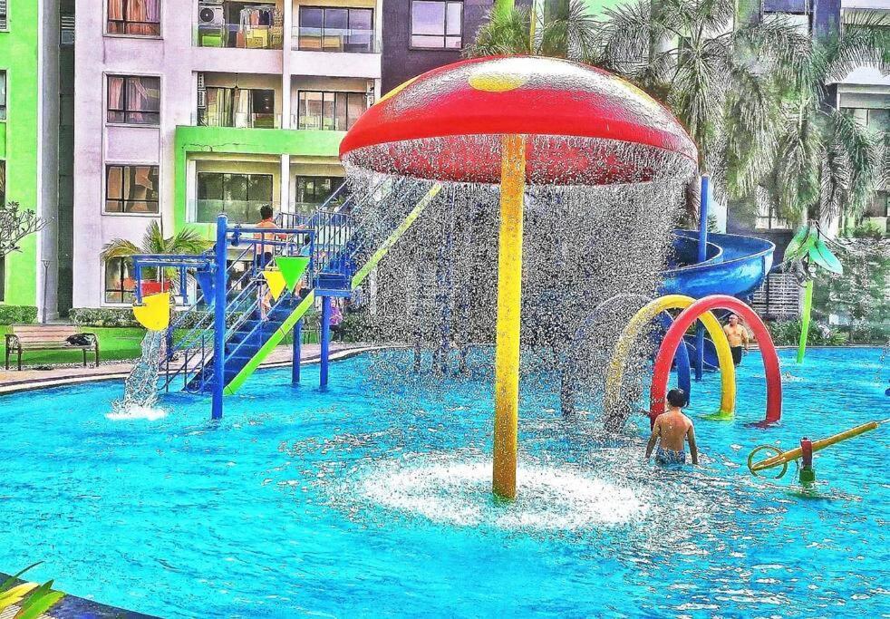 Pangsapuri One Life Four Season Manhattan Waterpark Ipoh